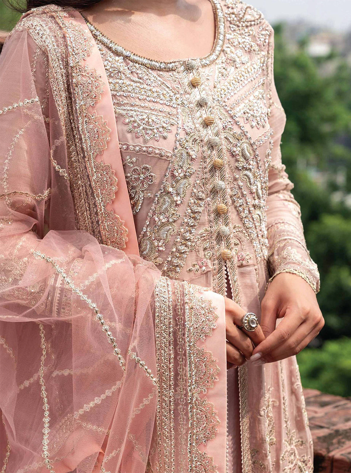 D#01 Mushq Izhaar Tissue De Luxe Emb Chiffon Collection 923 D#01 Mushq Izhaar Tissue De Luxe Emb Chiffon Collection 923