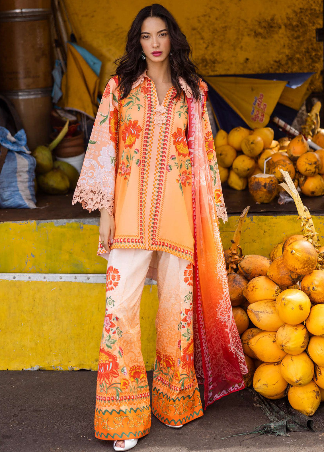 Mushq La Dolce Hemline Embroidered Lawn Suits Unstitched 3 Piece - MQ25LDH 2B NOEMI Mushq La Dolce Hemline Embroidered Lawn Suits Unstitched 3 Piece - MQ25LDH 2B NOEMI