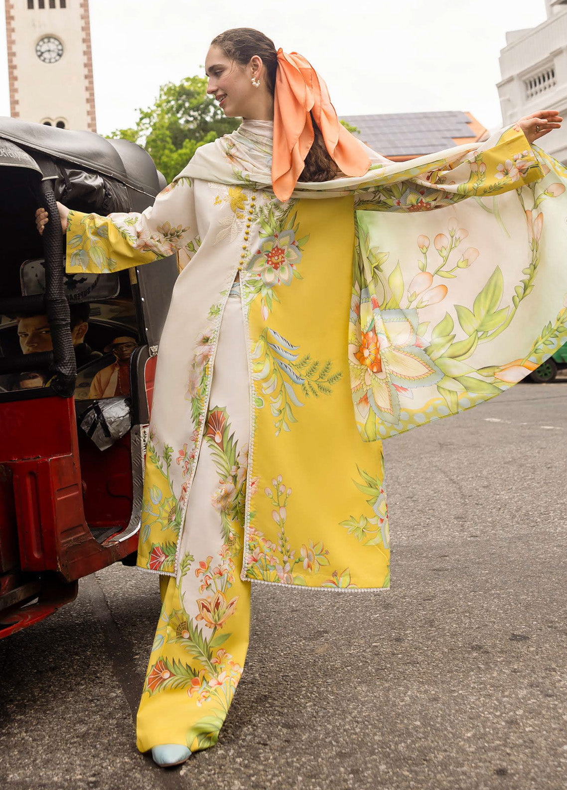 Mushq La Dolce Hemline Embroidered Lawn Suits Unstitched 3 Piece - MQ25LDH 9A CORINA Mushq La Dolce Hemline Embroidered Lawn Suits Unstitched 3 Piece - MQ25LDH 9A CORINA