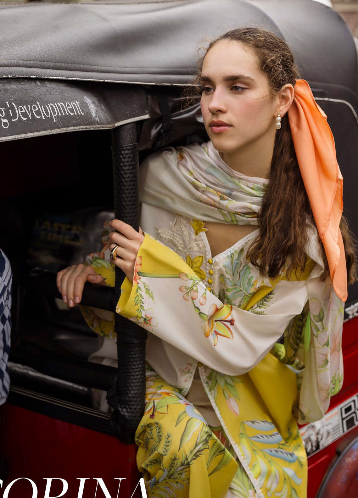 Mushq La Dolce Hemline Embroidered Lawn Suits Unstitched 3 Piece - MQ25LDH 9A CORINA Mushq La Dolce Hemline Embroidered Lawn Suits Unstitched 3 Piece - MQ25LDH 9A CORINA