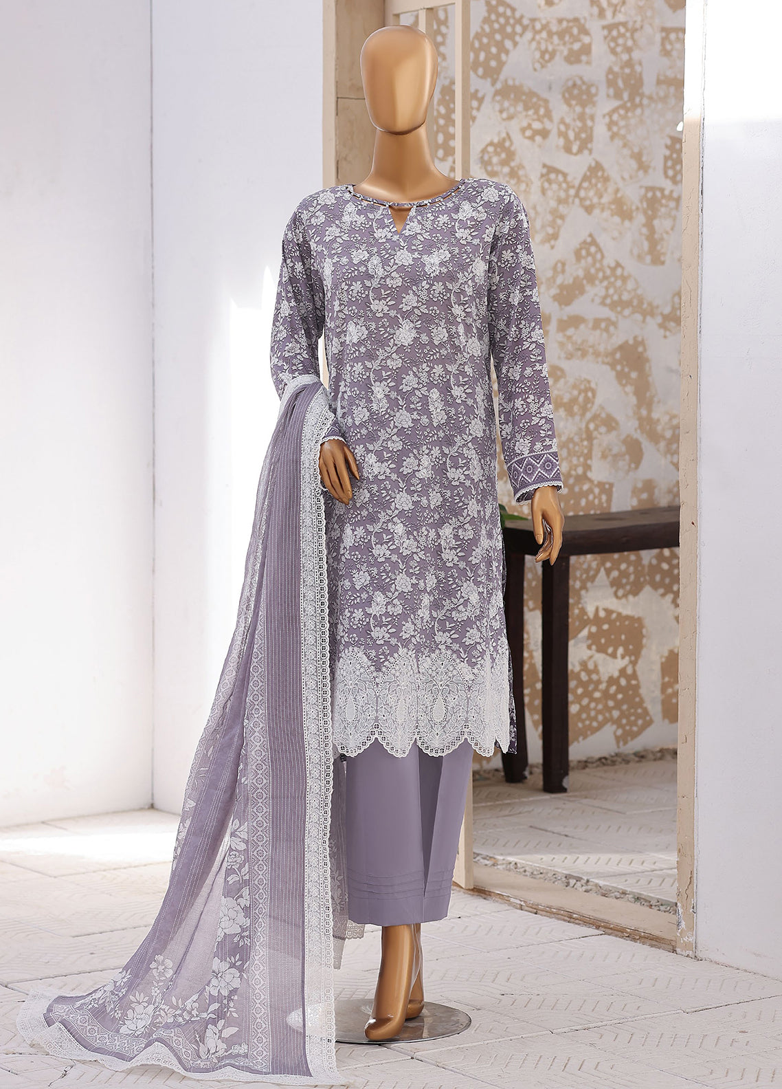 Nakshkari By HZ Textile Embroidered Lawn 3 Piece Unstitched Suit HZ26NEV3 D-NEC-1216 Nakshkari By HZ Textile Embroidered Lawn 3 Piece Unstitched Suit HZ26NEV3 D-NEC-1216