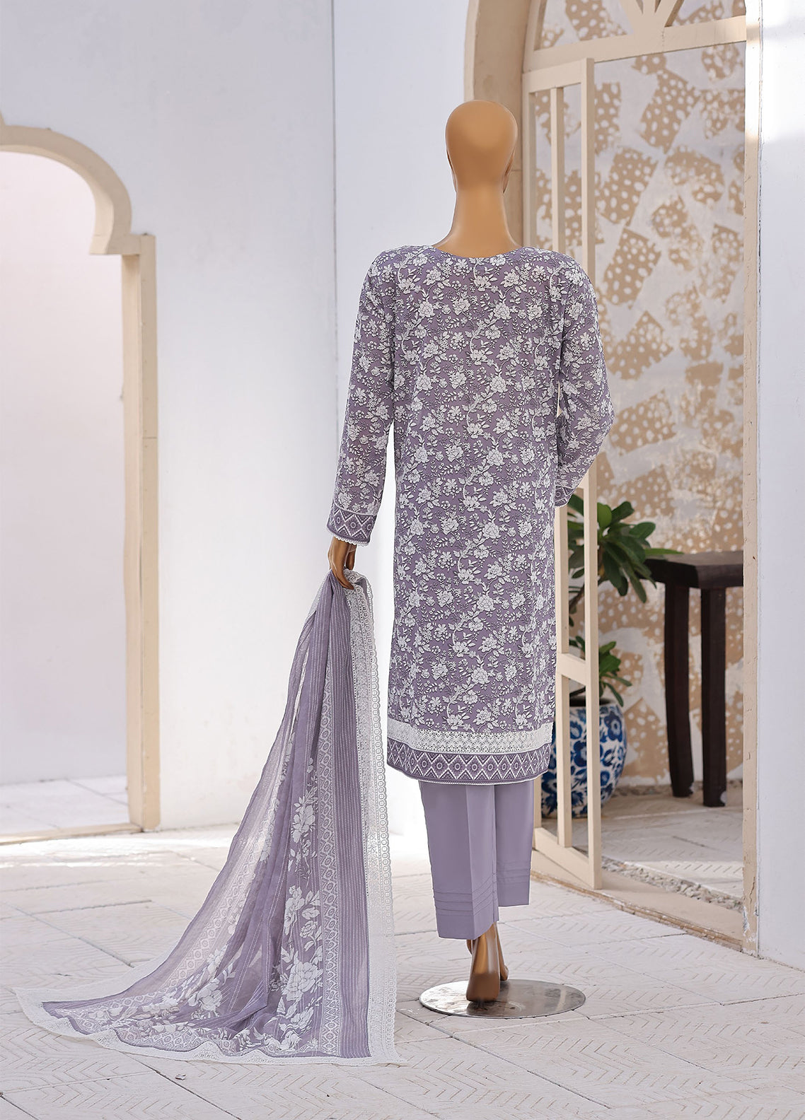 Nakshkari By HZ Textile Embroidered Lawn 3 Piece Unstitched Suit HZ26NEV3 D-NEC-1216 Nakshkari By HZ Textile Embroidered Lawn 3 Piece Unstitched Suit HZ26NEV3 D-NEC-1216