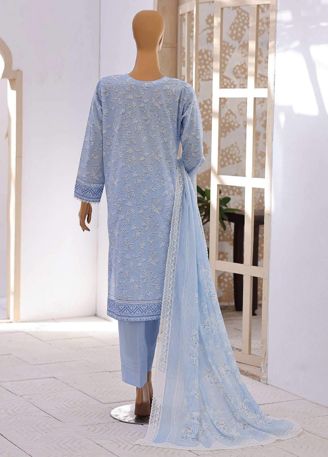 Nakshkari By HZ Textile Embroidered Lawn 3 Piece Unstitched Suit HZ26NEV3 D-NEC-1218 Nakshkari By HZ Textile Embroidered Lawn 3 Piece Unstitched Suit HZ26NEV3 D-NEC-1218