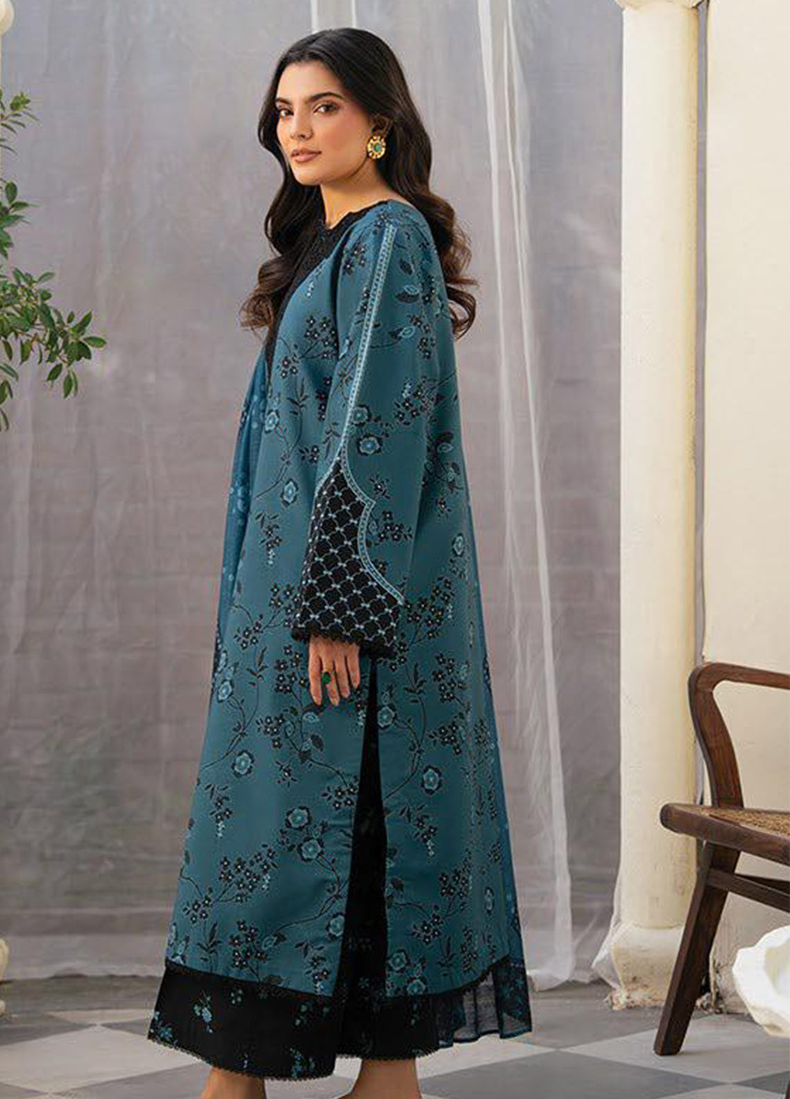 Namah By Xenia Embroidered Lawn 3 Piece Unstitched Suit XE26NS D-1211 SAFA Namah By Xenia Embroidered Lawn 3 Piece Unstitched Suit XE26NS D-1211 SAFA