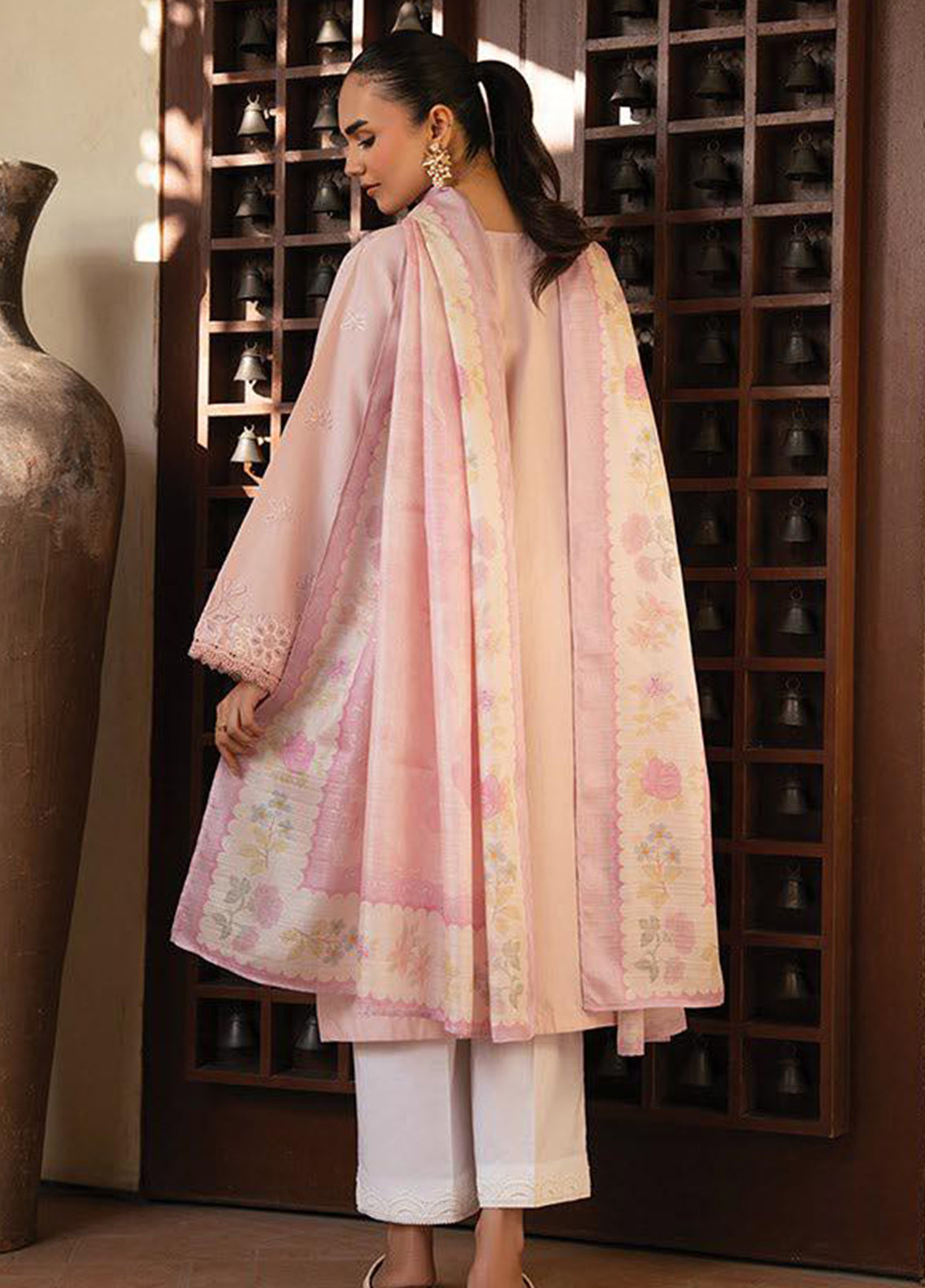Namah By Xenia Embroidered Lawn 3 Piece Unstitched Suit XE26NS D-1240 EDRA Namah By Xenia Embroidered Lawn 3 Piece Unstitched Suit XE26NS D-1240 EDRA