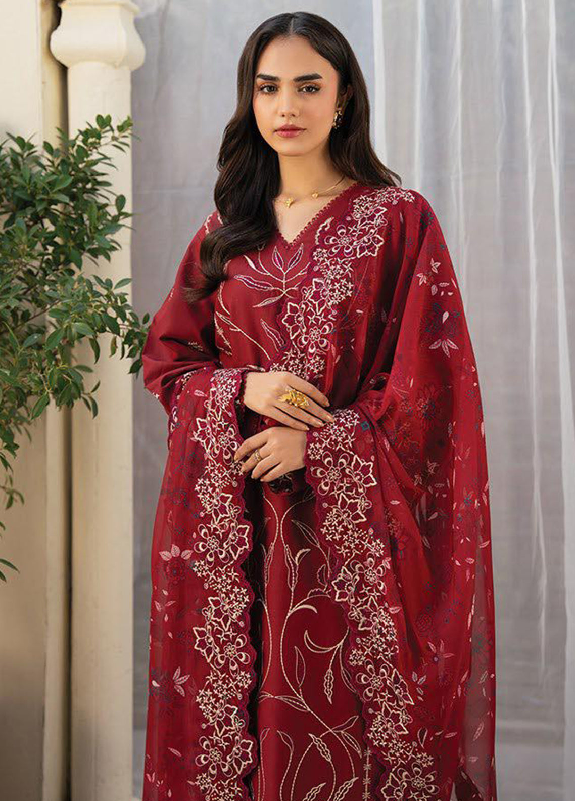 Namah By Xenia Embroidered Lawn 3 Piece Unstitched Suit XE26NS D-1245 ALIF Namah By Xenia Embroidered Lawn 3 Piece Unstitched Suit XE26NS D-1245 ALIF