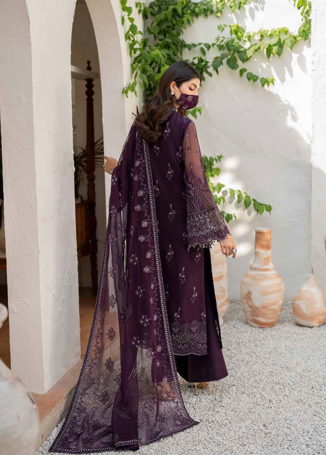 Naqsh by Safeera Embroidered Chiffon Suits Unstitched 3 Piece - FS24NS S-1409 Naqsh by Safeera Embroidered Chiffon Suits Unstitched 3 Piece - FS24NS S-1409