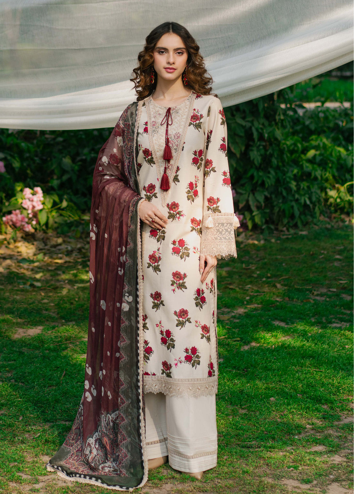 Nature's Whisper by Saad Shaikh Embroidered Lawn Suits Unstitched 3 Piece - SSK25NW GULZAR Nature's Whisper by Saad Shaikh Embroidered Lawn Suits Unstitched 3 Piece - SSK25NW GULZAR