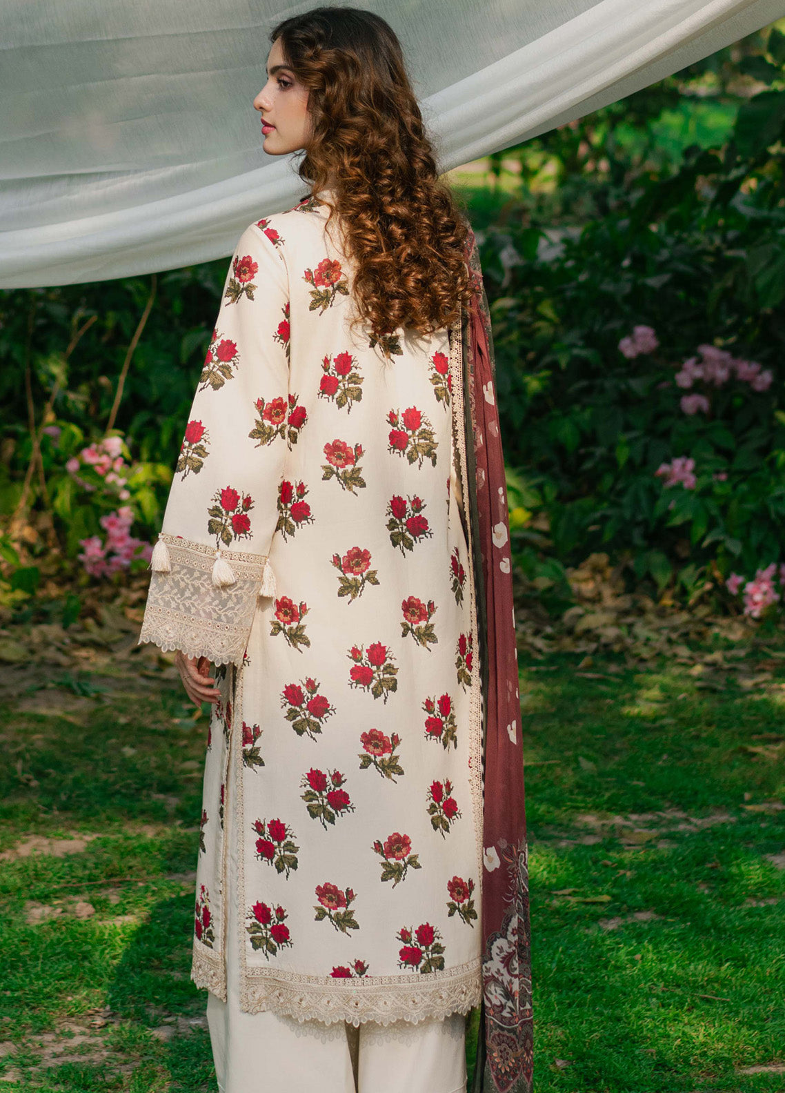 Nature's Whisper by Saad Shaikh Embroidered Lawn Suits Unstitched 3 Piece - SSK25NW GULZAR Nature's Whisper by Saad Shaikh Embroidered Lawn Suits Unstitched 3 Piece - SSK25NW GULZAR