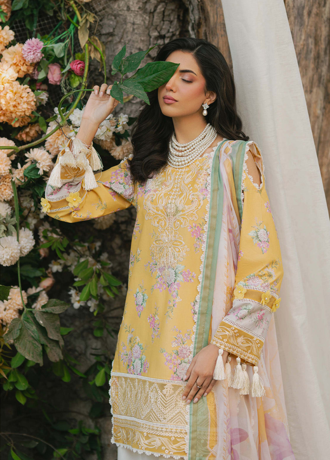 Nature's Whisper by Saad Shaikh Embroidered Lawn Suits Unstitched 3 Piece - SSK25NW HUSNA Nature's Whisper by Saad Shaikh Embroidered Lawn Suits Unstitched 3 Piece - SSK25NW HUSNA