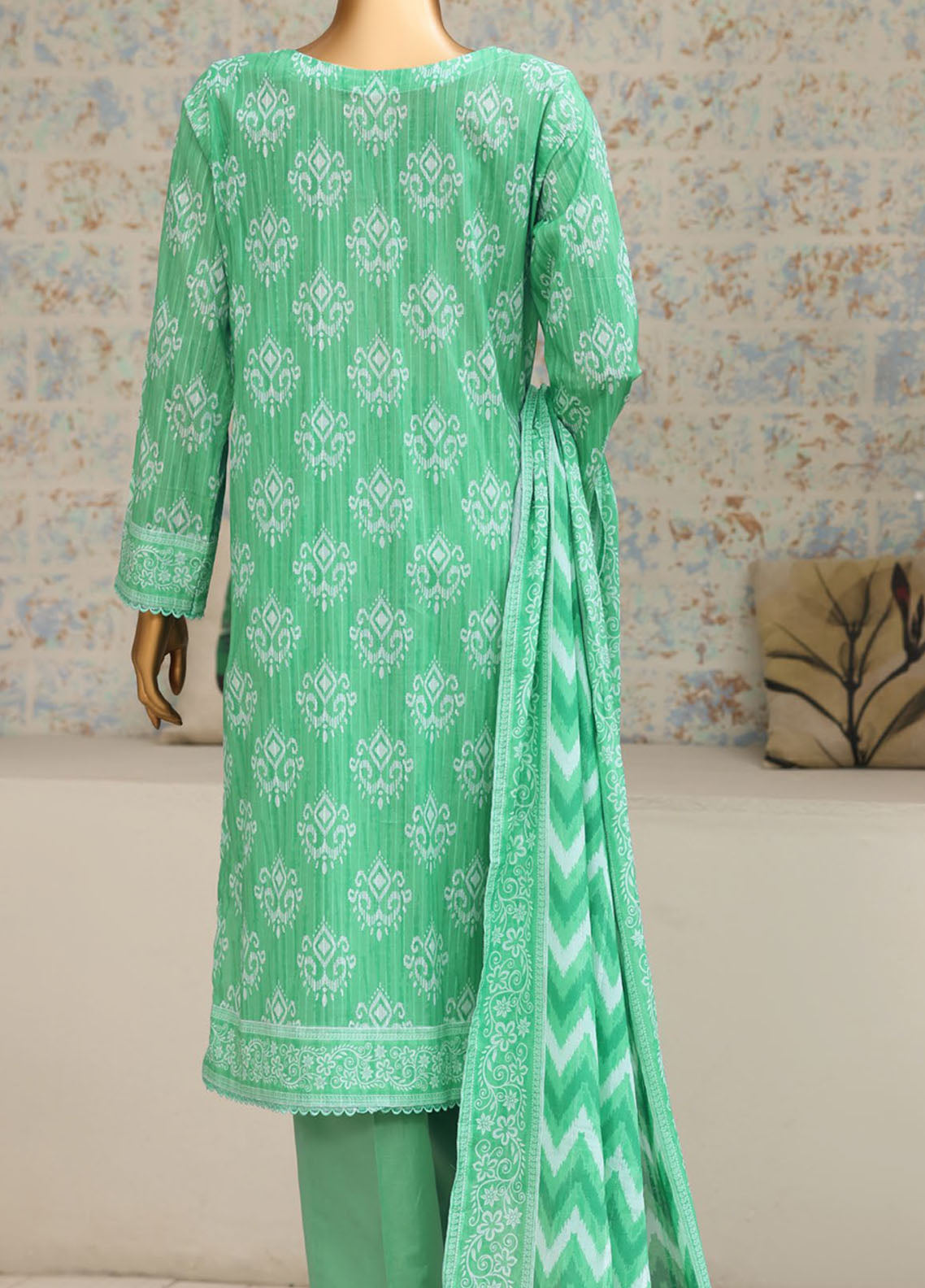 Nayab By HZ Textile Printed Lawn 3 Piece Unstitched Suit HZ26NP D-NPC-01 Nayab By HZ Textile Printed Lawn 3 Piece Unstitched Suit HZ26NP D-NPC-01
