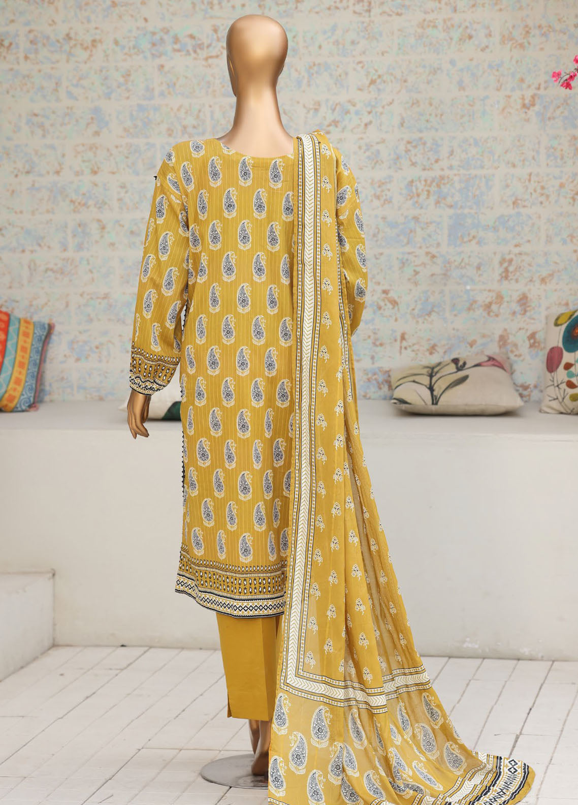 Nayab By HZ Textile Printed Lawn 3 Piece Unstitched Suit HZ26NP D-NPC-06 Nayab By HZ Textile Printed Lawn 3 Piece Unstitched Suit HZ26NP D-NPC-06