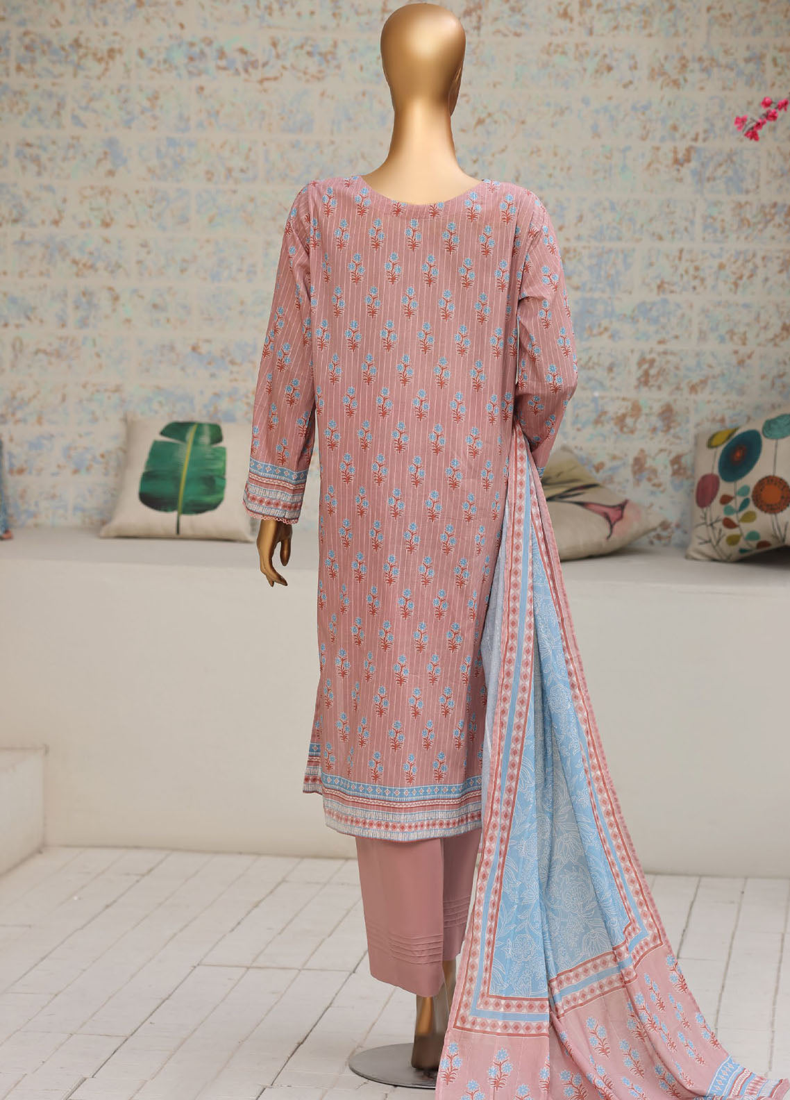 Nayab By HZ Textile Printed Lawn 3 Piece Unstitched Suit HZ26NP D-NPC-09 Nayab By HZ Textile Printed Lawn 3 Piece Unstitched Suit HZ26NP D-NPC-09