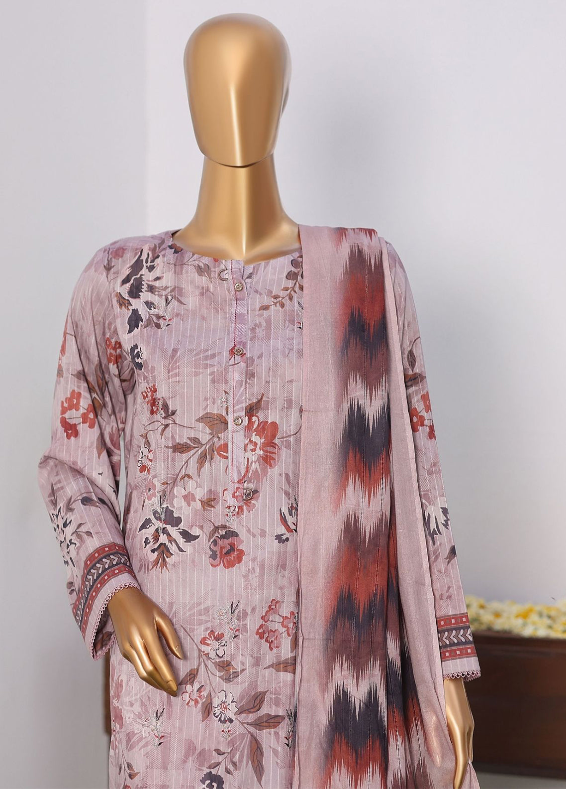 Nayab By HZ Textile Printkari Embroidered Lawn 3 Piece Unstitched Suit HZ26NPEV3 NPE-02 Nayab By HZ Textile Printkari Embroidered Lawn 3 Piece Unstitched Suit HZ26NPEV3 NPE-02