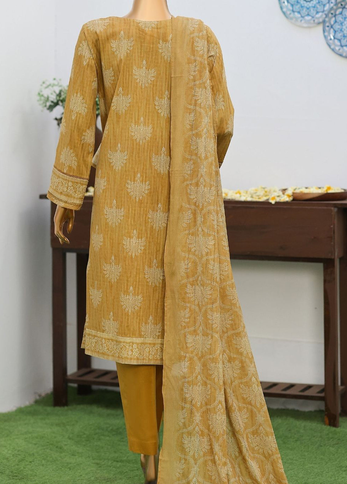 Nayab By HZ Textile Printkari Embroidered Lawn 3 Piece Unstitched Suit HZ26NPEV3 NPE-06 Nayab By HZ Textile Printkari Embroidered Lawn 3 Piece Unstitched Suit HZ26NPEV3 NPE-06