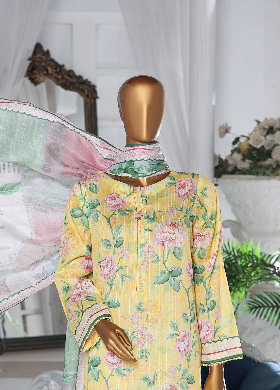 Nayab by HZ Textile Digital Printed Doria Lawn Suits Unstitched 3 Piece - HZ24NP NPD-05 Nayab by HZ Textile Digital Printed Doria Lawn Suits Unstitched 3 Piece - HZ24NP NPD-05
