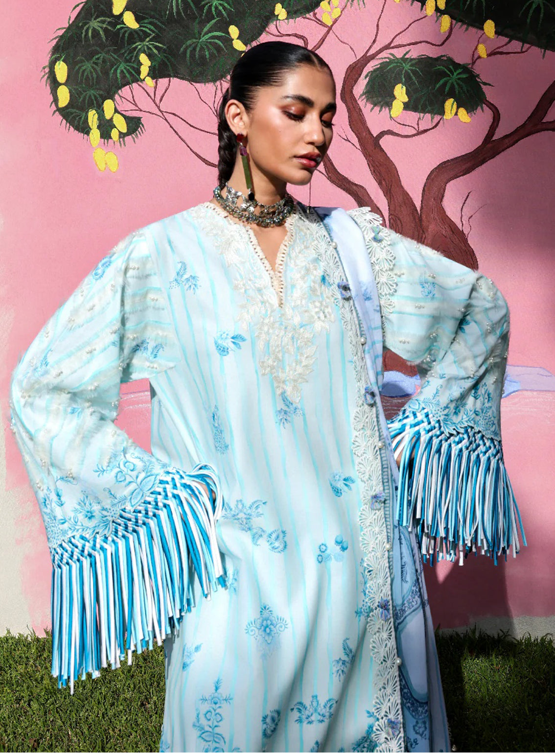Neoma By Republic Womenswear Embroidered Lawn 3 Piece Unstitched Suit RW26NSP D-SP-2 ELARYA Neoma By Republic Womenswear Embroidered Lawn 3 Piece Unstitched Suit RW26NSP D-SP-2 ELARYA
