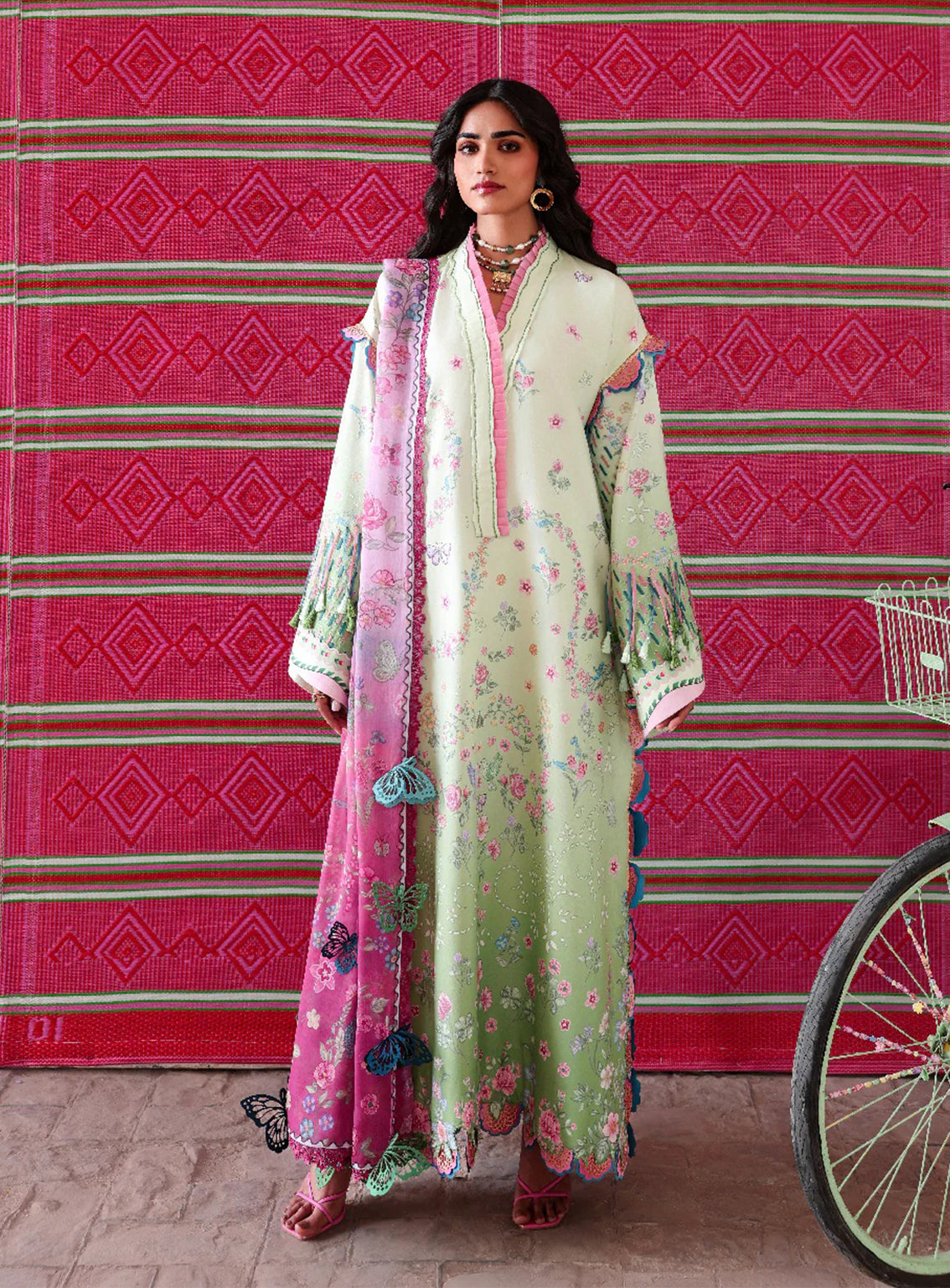 Neoma By Republic Womenswear Printed Lawn 3 Piece Unstitched Suit RW26NSP D-SP-12 GULNAAR Neoma By Republic Womenswear Printed Lawn 3 Piece Unstitched Suit RW26NSP D-SP-12 GULNAAR