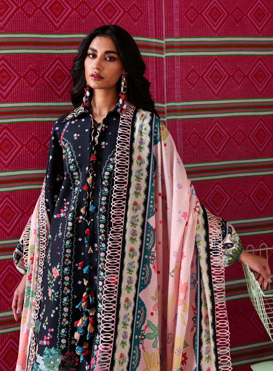 Neoma By Republic Womenswear Printed Lawn 3 Piece Unstitched Suit RW26NSP D-SP-4 INAYA Neoma By Republic Womenswear Printed Lawn 3 Piece Unstitched Suit RW26NSP D-SP-4 INAYA
