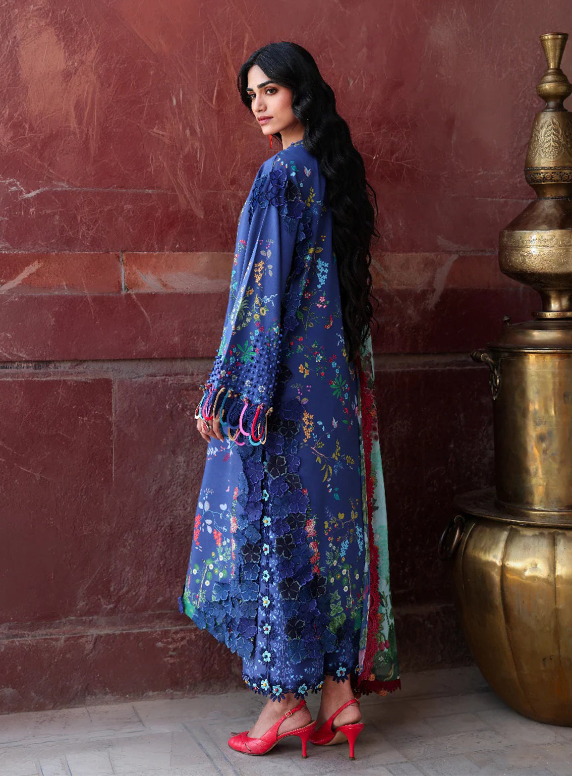 Neoma By Republic Womenswear Printed Lawn 3 Piece Unstitched Suit RW26NSP D-SP-7 NEELAM Neoma By Republic Womenswear Printed Lawn 3 Piece Unstitched Suit RW26NSP D-SP-7 NEELAM