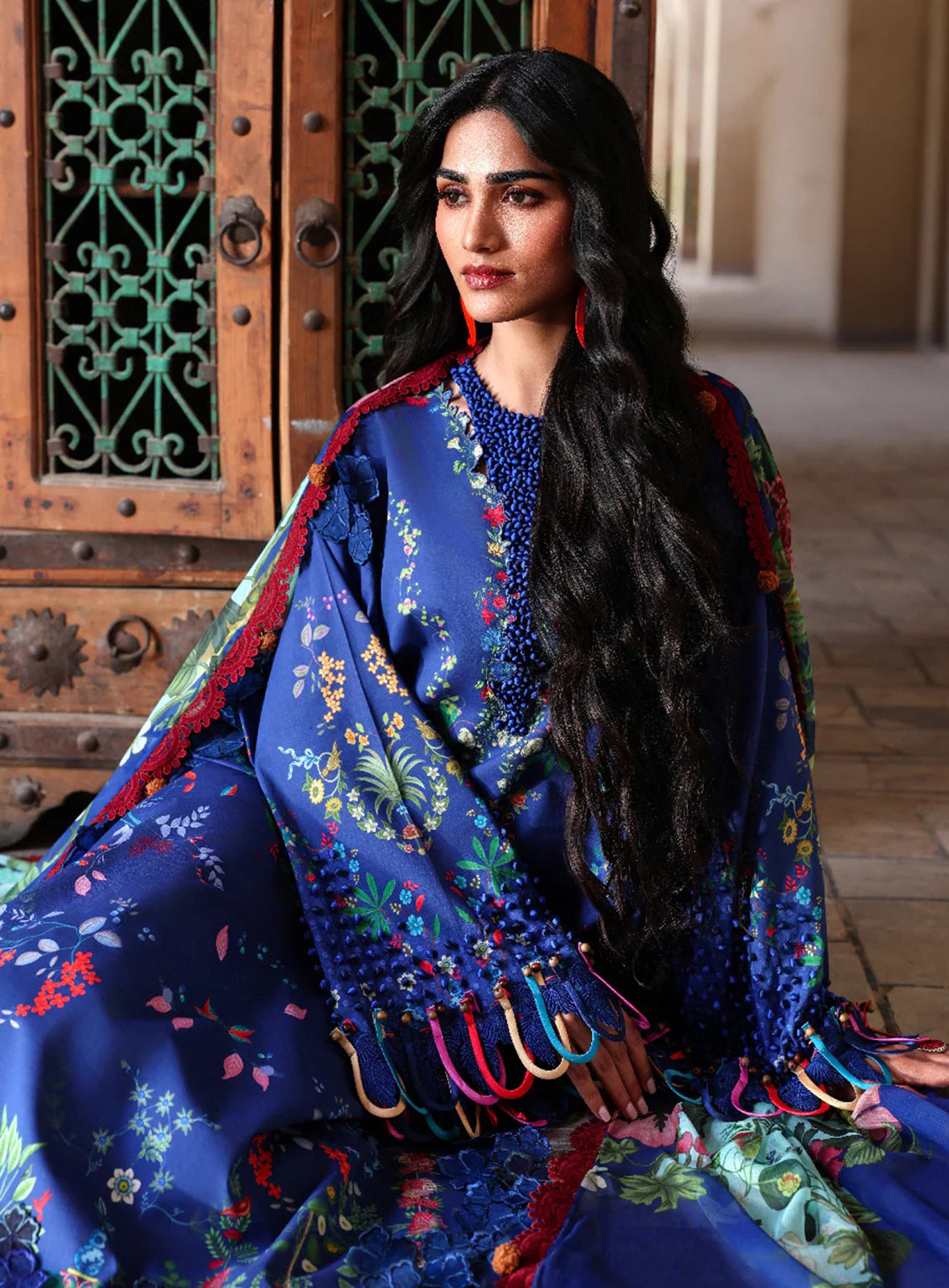 Neoma By Republic Womenswear Printed Lawn 3 Piece Unstitched Suit RW26NSP D-SP-7 NEELAM Neoma By Republic Womenswear Printed Lawn 3 Piece Unstitched Suit RW26NSP D-SP-7 NEELAM