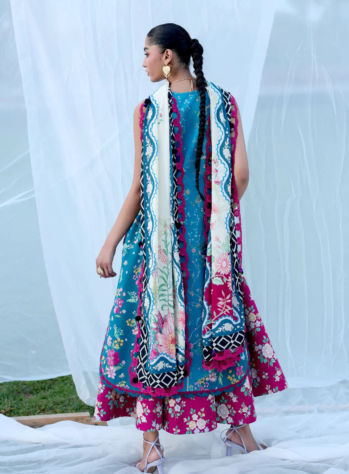 Neoma By Republic Womenswear Printed Lawn 3 Piece Unstitched Suit RW26NSP D-SP-9 ZARIYAH Neoma By Republic Womenswear Printed Lawn 3 Piece Unstitched Suit RW26NSP D-SP-9 ZARIYAH