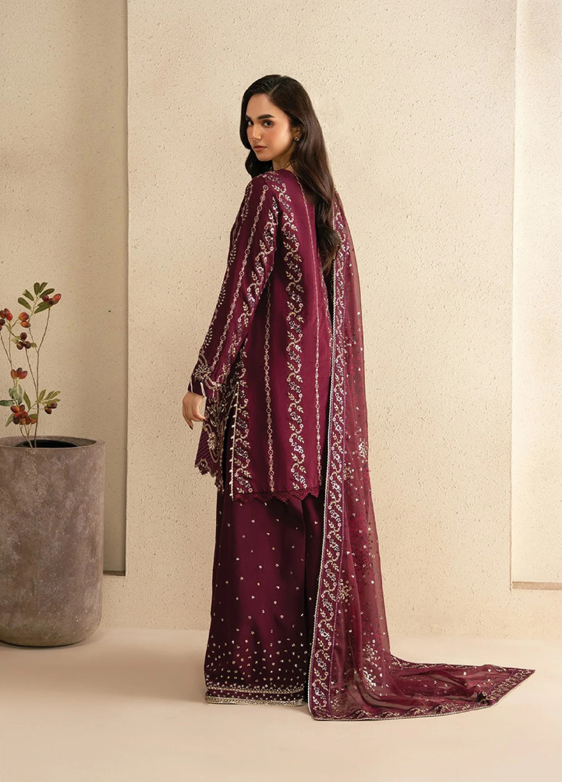 Neoma By Xenia Formals Embroidered Raw Silk 3 Piece Unstitched Suit XE26NUF D-04 ARI Neoma By Xenia Formals Embroidered Raw Silk 3 Piece Unstitched Suit XE26NUF D-04 ARI