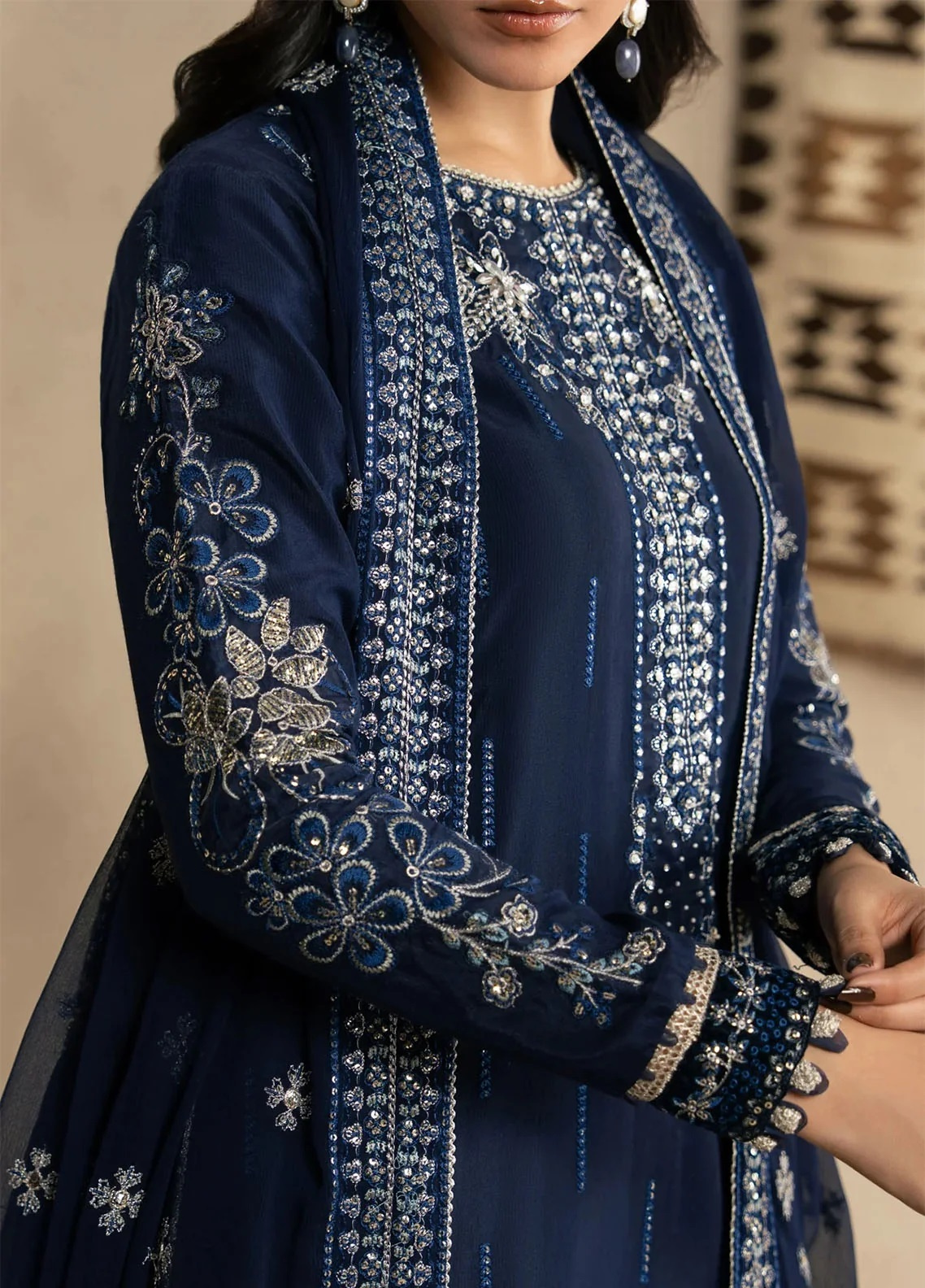 Neoma By Xenia Formals Embroidered Raw Silk 3 Piece Unstitched Suit XE26NUF D-05 INALI Neoma By Xenia Formals Embroidered Raw Silk 3 Piece Unstitched Suit XE26NUF D-05 INALI