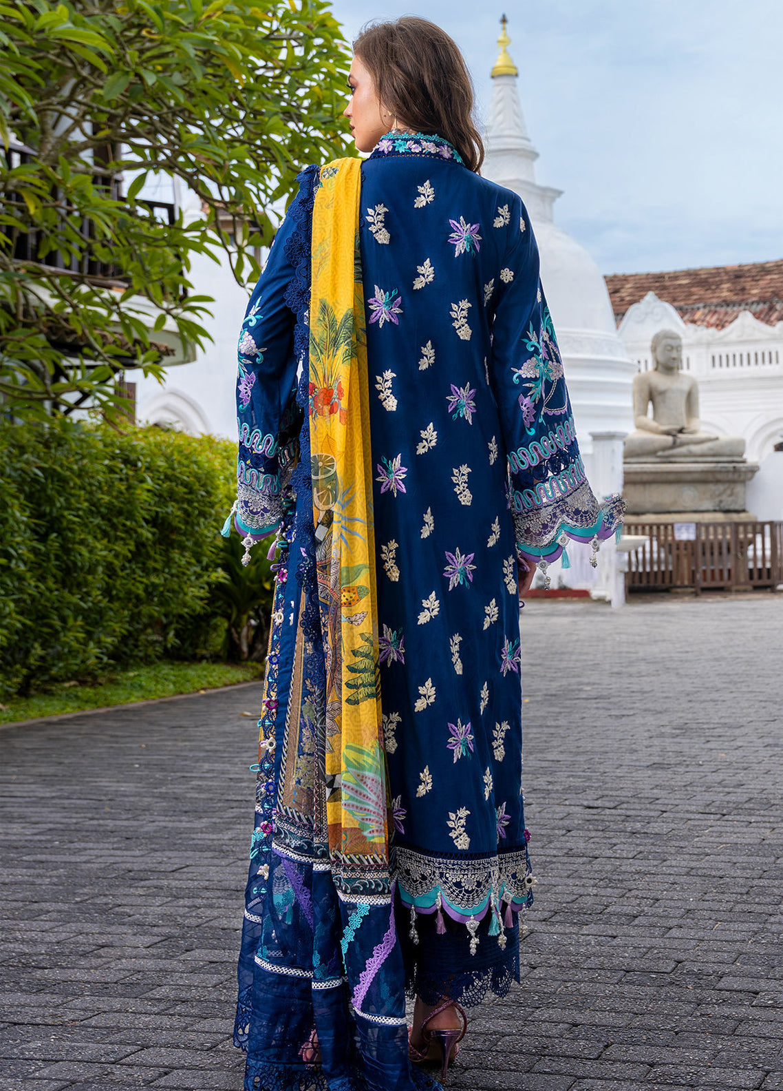 Neroli By Annus Abrar Luxury Embroidered Lawn 3 Piece Unstitched Suit AA26NLL D-01 RIBA Neroli By Annus Abrar Luxury Embroidered Lawn 3 Piece Unstitched Suit AA26NLL D-01 RIBA