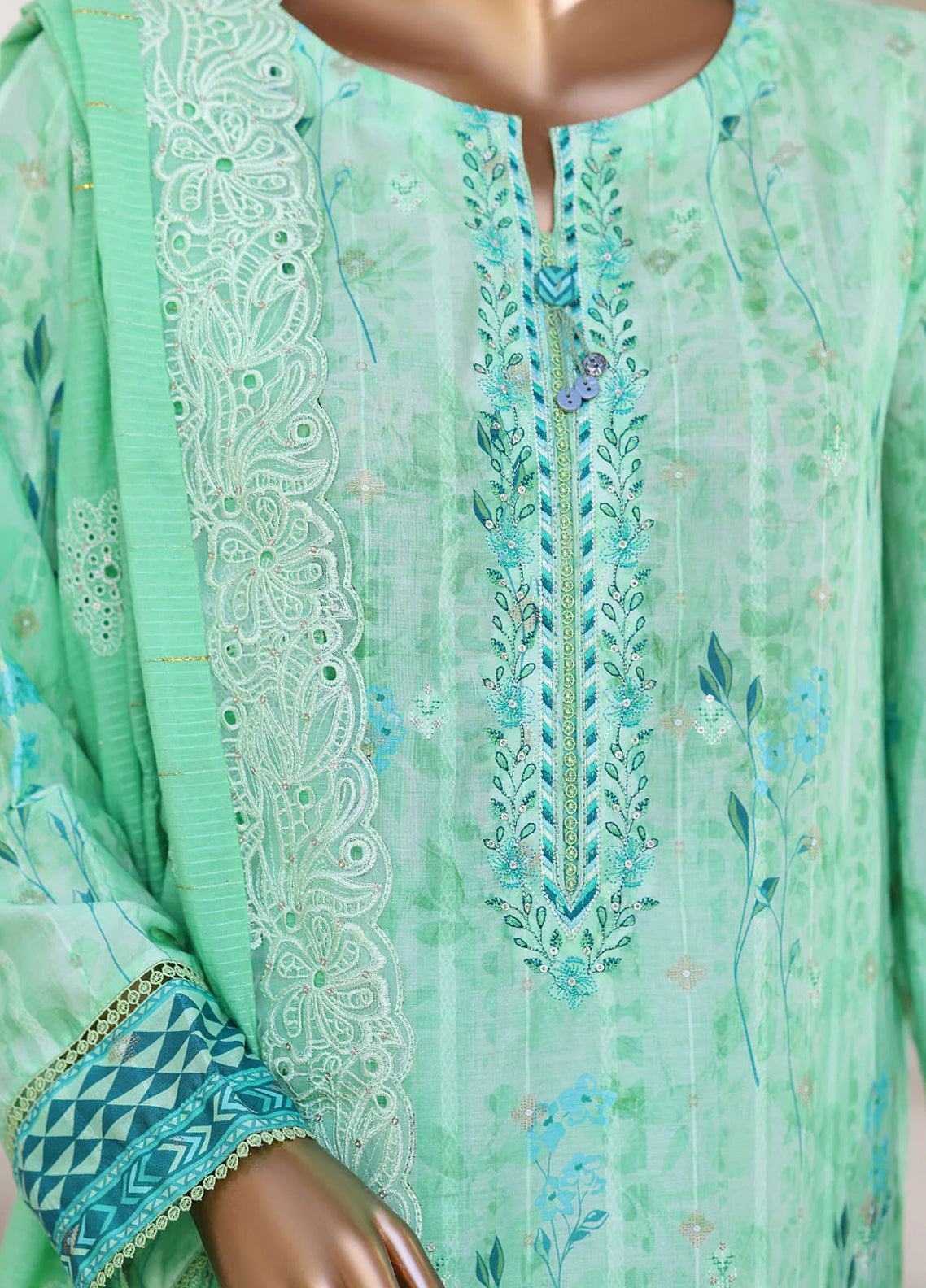 Ninokara By HZ Textile Embroidered Jacquard 3 Piece Unstitched Suit HZ26N NJE-7003 Ninokara By HZ Textile Embroidered Jacquard 3 Piece Unstitched Suit HZ26N NJE-7003