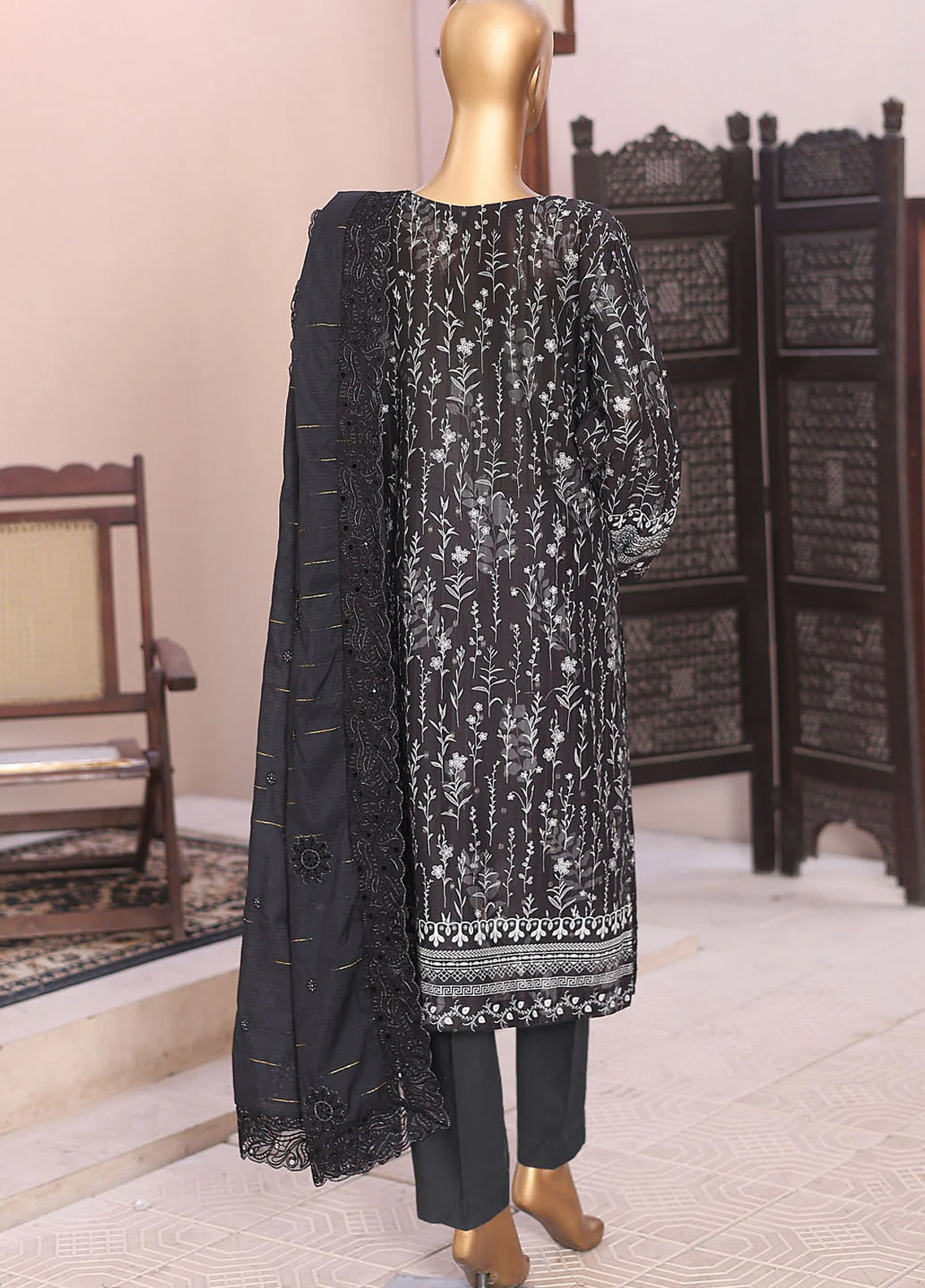 Ninokara By HZ Textile Embroidered Jacquard 3 Piece Unstitched Suit HZ26N NJE-7020 Ninokara By HZ Textile Embroidered Jacquard 3 Piece Unstitched Suit HZ26N NJE-7020