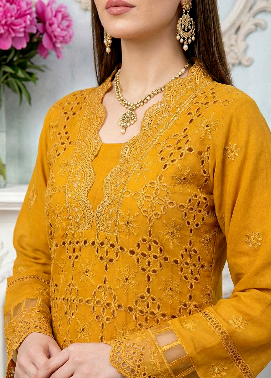 Noor-E-Nazar By Noorjahan Embroidered Lawn 3 Piece Unstitched Suit NJ26NN D-04 Noor-E-Nazar By Noorjahan Embroidered Lawn 3 Piece Unstitched Suit NJ26NN D-04