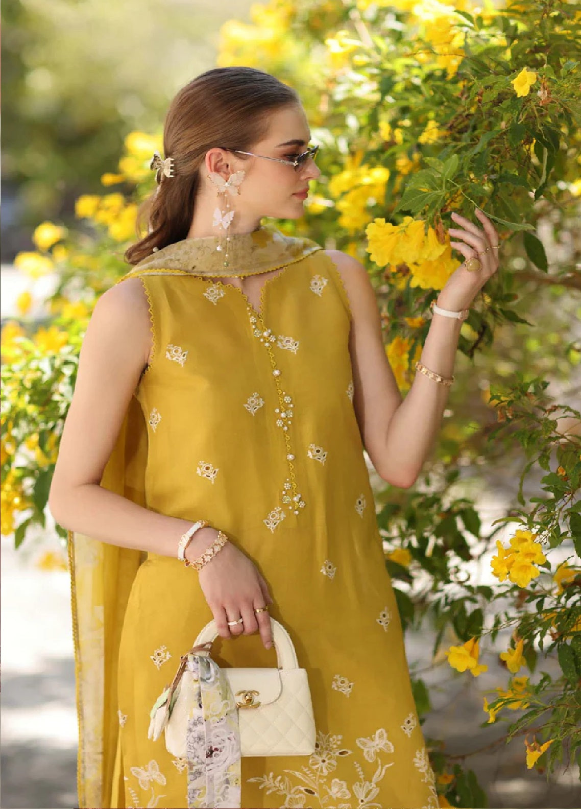 Noor By Saadia Asad Luxury Embroidered Lawn 3 Piece Unstitched Suit NSA26ELP D-1B MANGO YELLOW Noor By Saadia Asad Luxury Embroidered Lawn 3 Piece Unstitched Suit NSA26ELP D-1B MANGO YELLOW