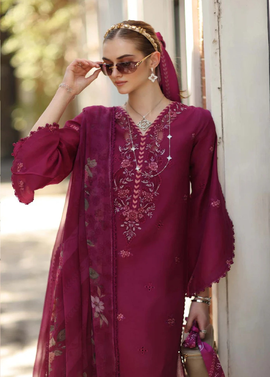 Noor By Saadia Asad Luxury Embroidered Lawn 3 Piece Unstitched Suit NSA26ELP D-3A FUSHIA BLUSH Noor By Saadia Asad Luxury Embroidered Lawn 3 Piece Unstitched Suit NSA26ELP D-3A FUSHIA BLUSH