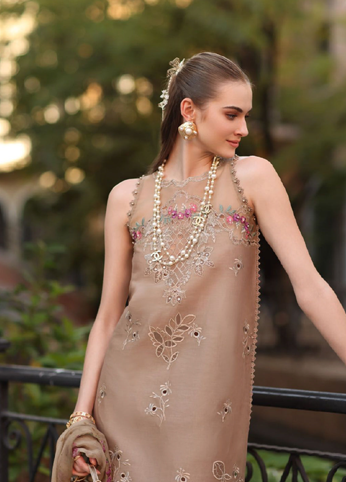 Noor By Saadia Asad Luxury Embroidered Lawn 3 Piece Unstitched Suit NSA26ELP D-5B WARM BISCOTTI Noor By Saadia Asad Luxury Embroidered Lawn 3 Piece Unstitched Suit NSA26ELP D-5B WARM BISCOTTI