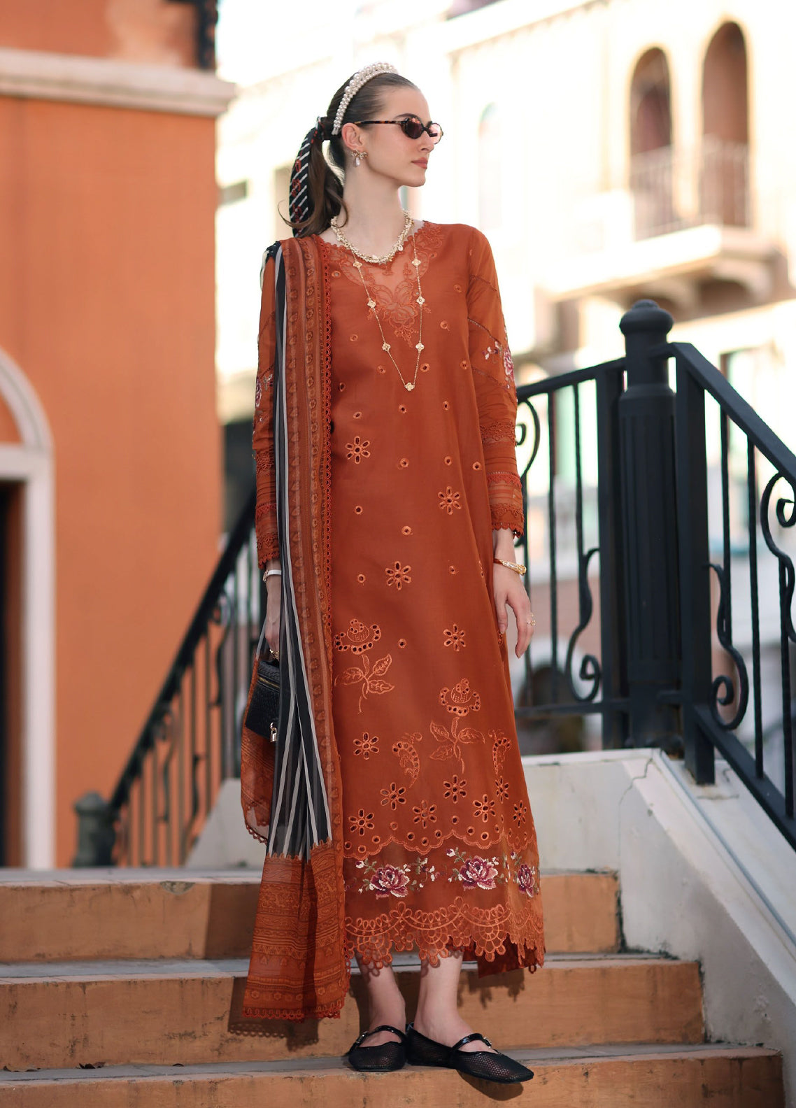 Noor By Saadia Asad Luxury Embroidered Lawn 3 Piece Unstitched Suit NSA26ELP D-7A TANGERINE ROYAL Noor By Saadia Asad Luxury Embroidered Lawn 3 Piece Unstitched Suit NSA26ELP D-7A TANGERINE ROYAL