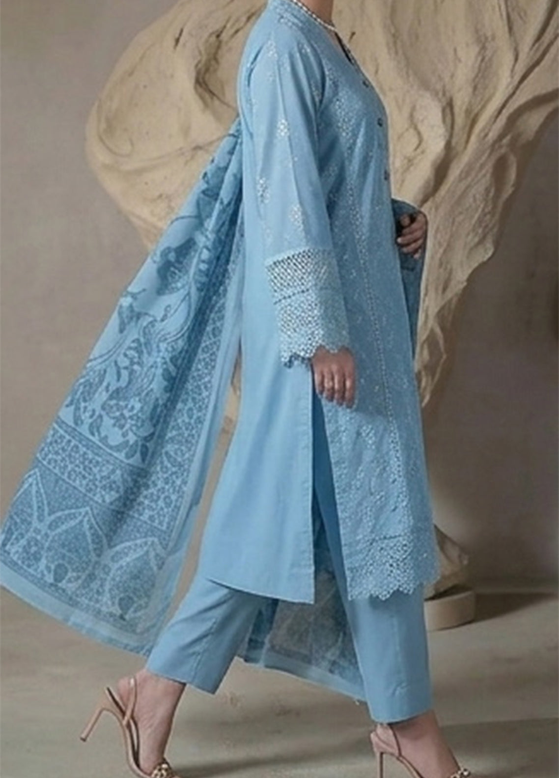 Noor Jahan By VS Textile Meenakari Embroidered Lawn 3 Piece Unstitched Suit VS26NJME D-526 Noor Jahan By VS Textile Meenakari Embroidered Lawn 3 Piece Unstitched Suit VS26NJME D-526