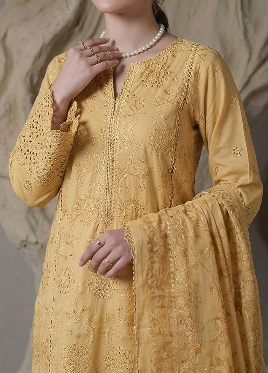 Noor Jahan By VS Textile Meenakari Embroidered Lawn 3 Piece Unstitched Suit VS26NJME D-528 Noor Jahan By VS Textile Meenakari Embroidered Lawn 3 Piece Unstitched Suit VS26NJME D-528