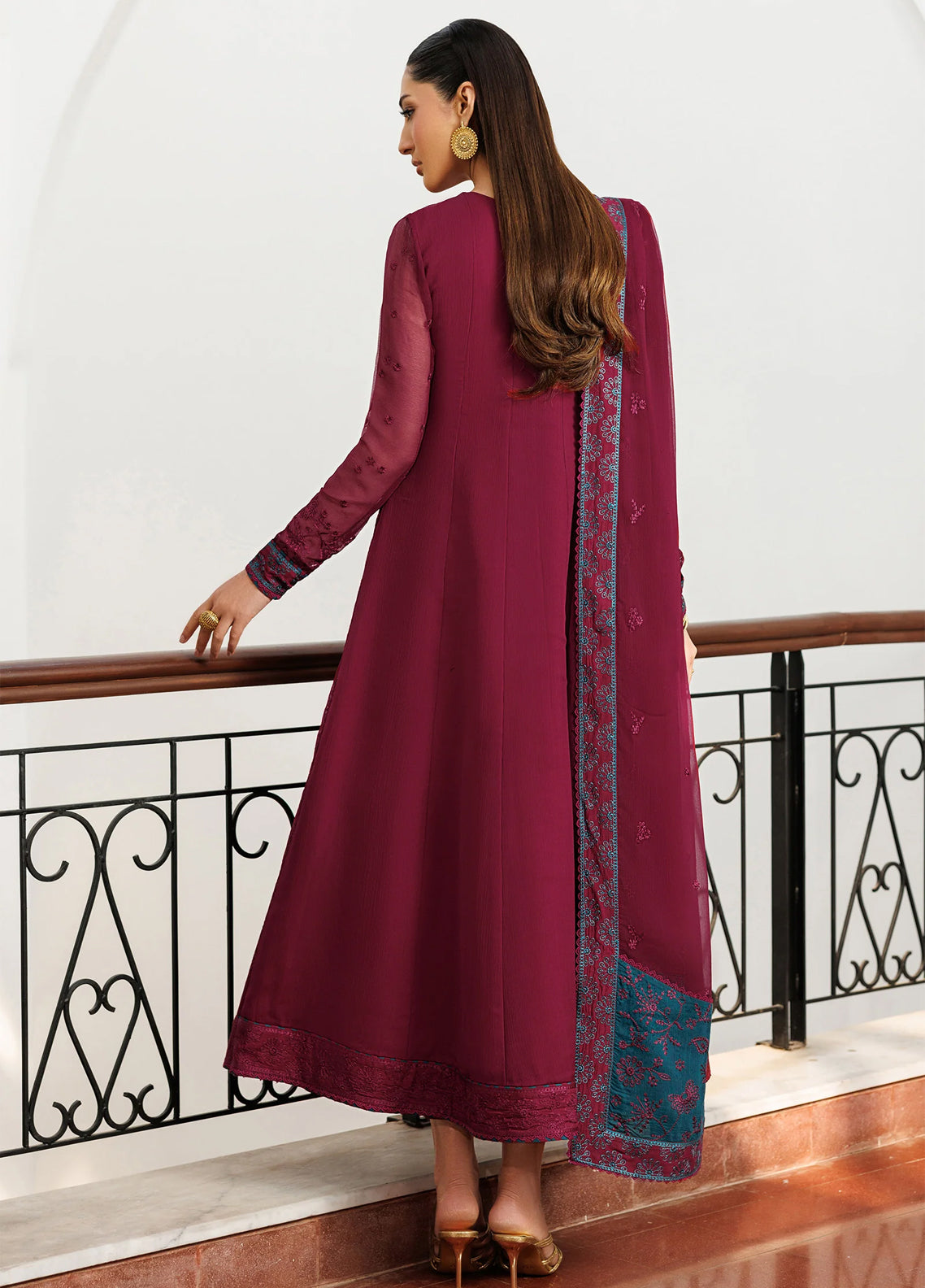 Nourah By Zarif Embroidered Chiffon 3 Piece Unstitched Suit ZF26N D-04 MAHAL Nourah By Zarif Embroidered Chiffon 3 Piece Unstitched Suit ZF26N D-04 MAHAL