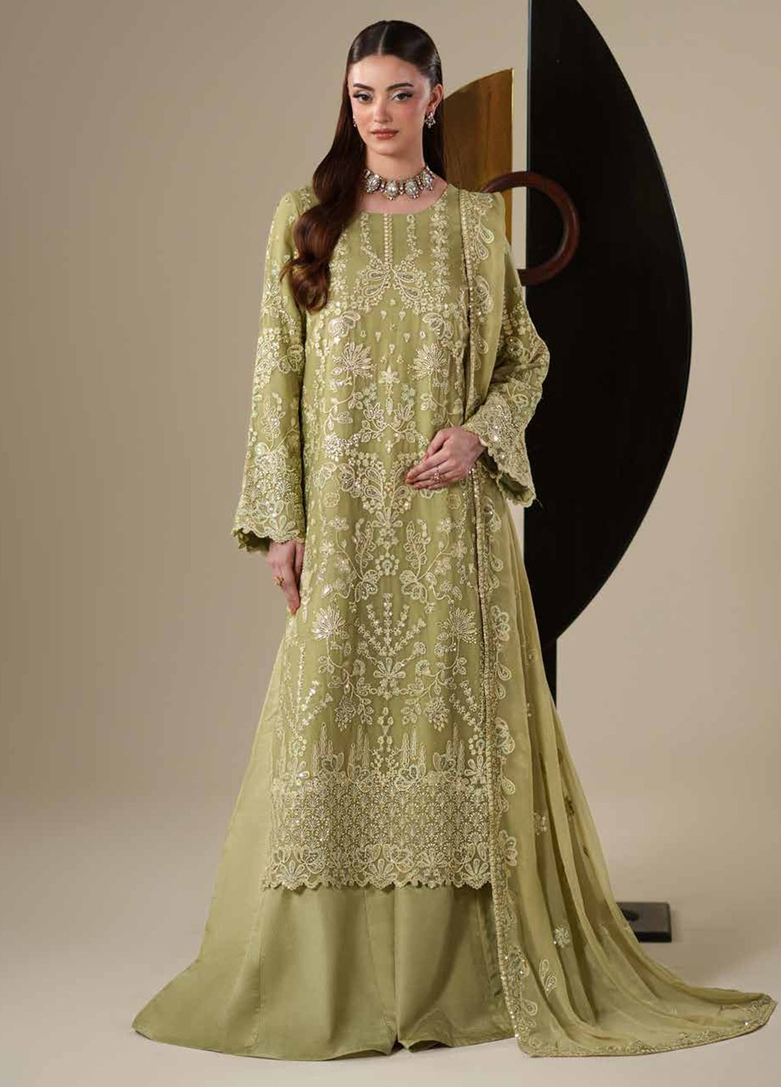 Nouvelle By Emaan Adeel Luxury Embroidered Chiffon 3 Piece Unstitched Suit EA26NLC D-NOLA Nouvelle By Emaan Adeel Luxury Embroidered Chiffon 3 Piece Unstitched Suit EA26NLC D-NOLA