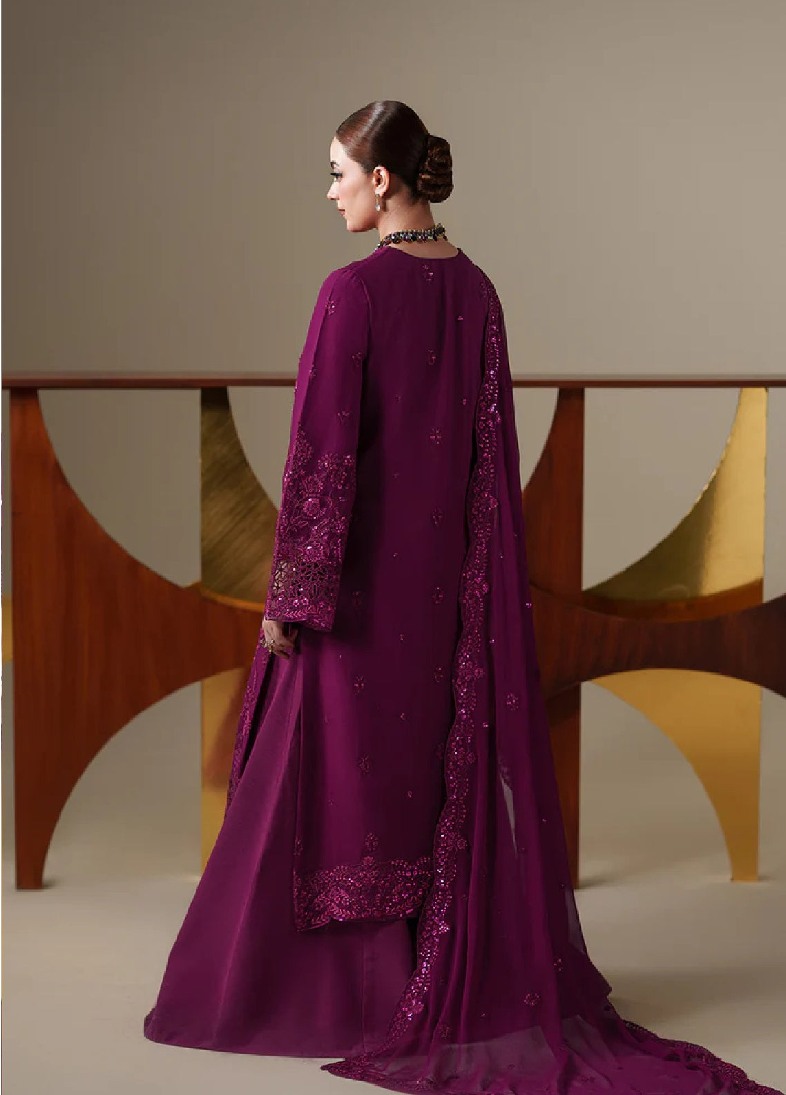 Nouvelle By Emaan Adeel Luxury Embroidered Chiffon 3 Piece Unstitched Suit EA26NLC D-THEA Nouvelle By Emaan Adeel Luxury Embroidered Chiffon 3 Piece Unstitched Suit EA26NLC D-THEA
