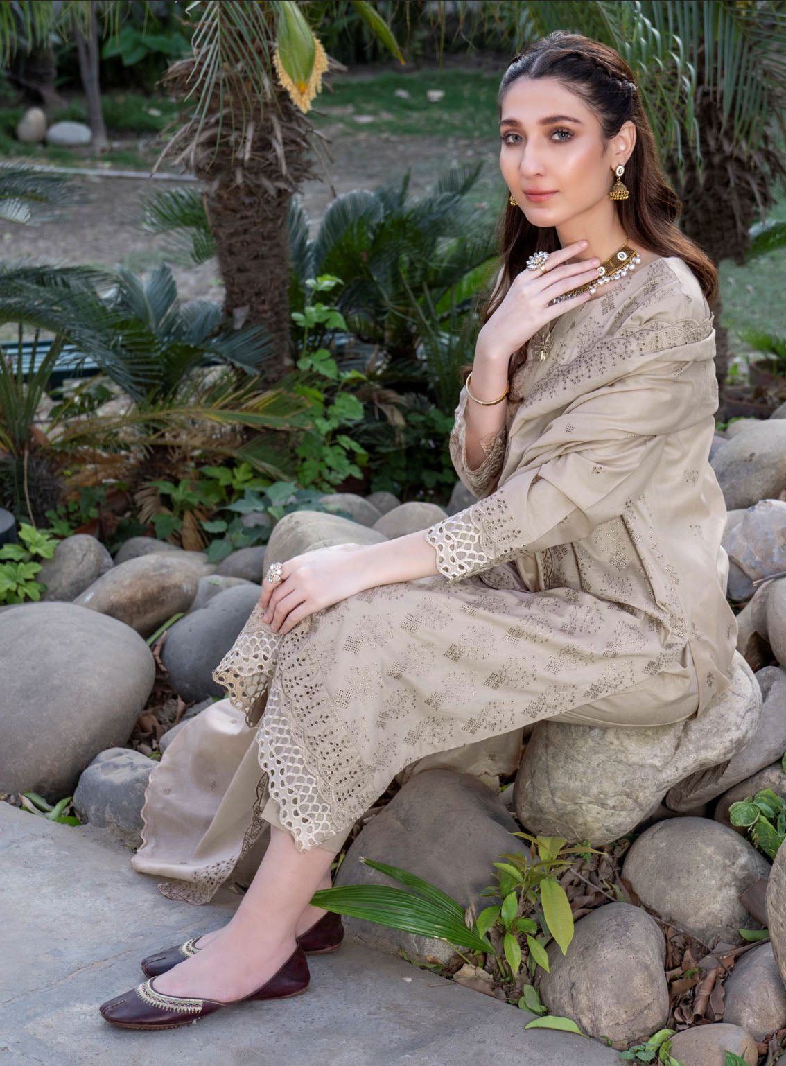 Nova By MR Textile Embroidered Chikankari Lawn Suits Unstitched 3 Piece - MRT24NL 02 Nova By MR Textile Embroidered Chikankari Lawn Suits Unstitched 3 Piece - MRT24NL 02