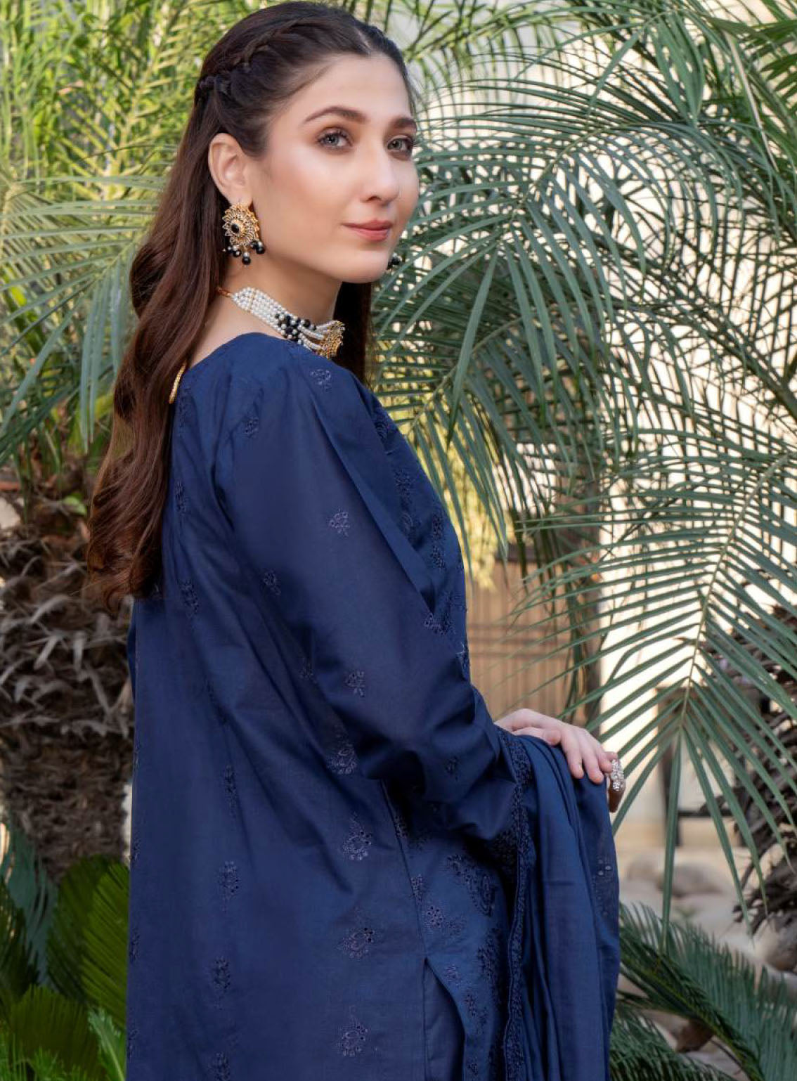 Nova By MR Textile Embroidered Chikankari Lawn Suits Unstitched 3 Piece - MRT24NL 04 Nova By MR Textile Embroidered Chikankari Lawn Suits Unstitched 3 Piece - MRT24NL 04
