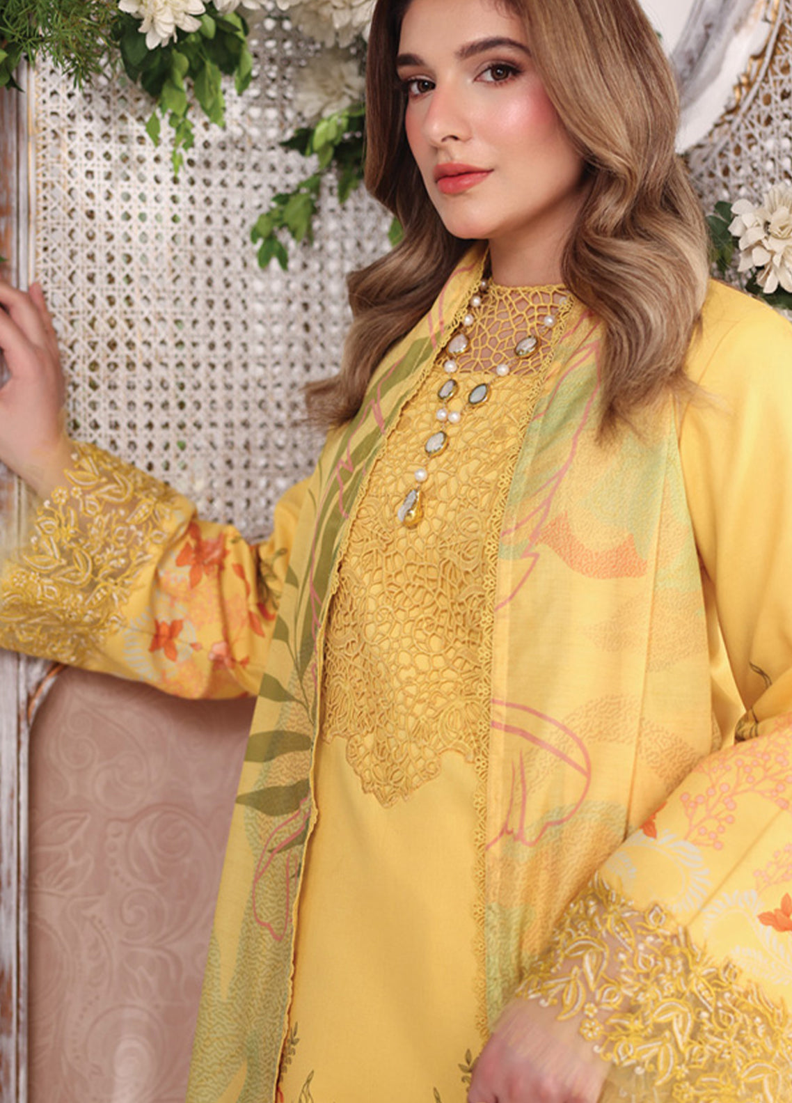 Nova By Rang Rasiya Embroidered Lawn 3 Piece Unstitched Suit RR26NSEE D-06 AURORA Nova By Rang Rasiya Embroidered Lawn 3 Piece Unstitched Suit RR26NSEE D-06 AURORA