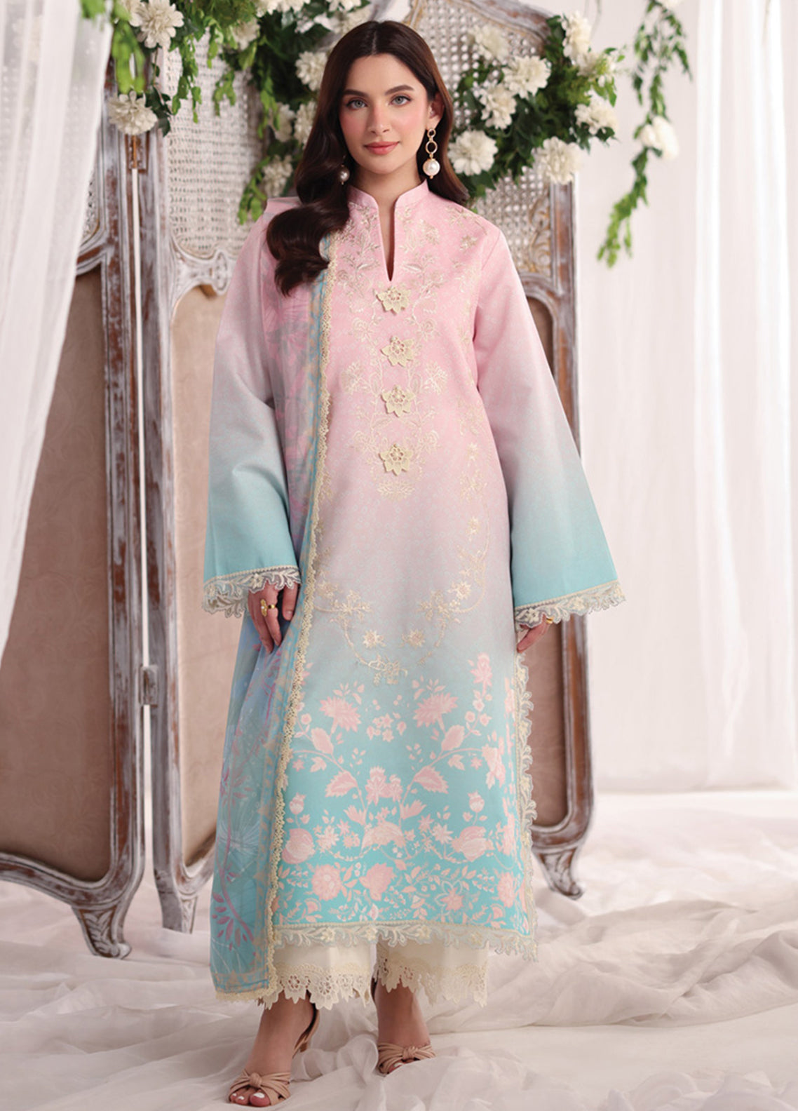 Nova By Rang Rasiya Embroidered Lawn 3 Piece Unstitched Suit RR26NSEE D-12 SERENE Nova By Rang Rasiya Embroidered Lawn 3 Piece Unstitched Suit RR26NSEE D-12 SERENE