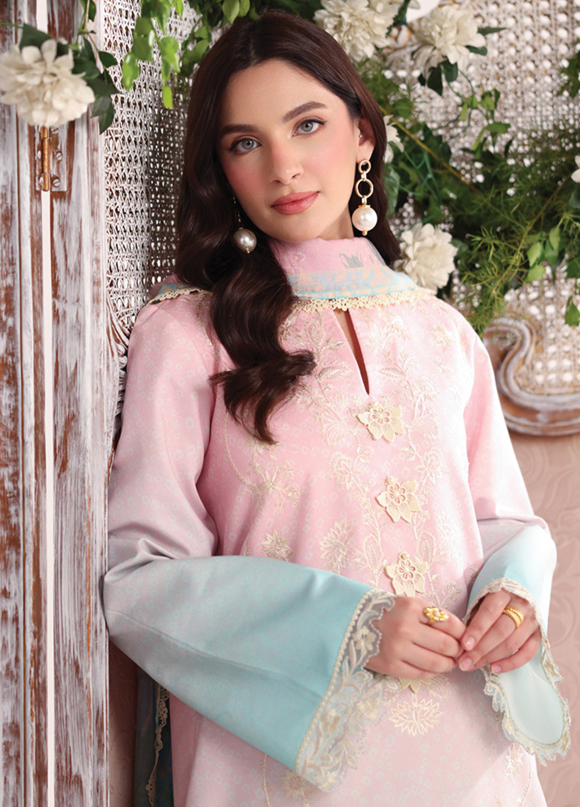 Nova By Rang Rasiya Embroidered Lawn 3 Piece Unstitched Suit RR26NSEE D-12 SERENE Nova By Rang Rasiya Embroidered Lawn 3 Piece Unstitched Suit RR26NSEE D-12 SERENE