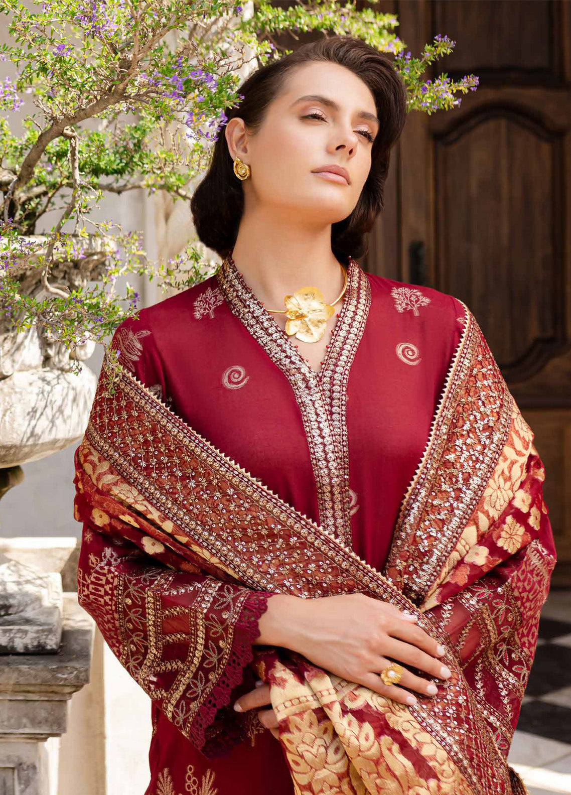 Nureh Embroidered Jacquard Lawn Suits Unstitched 3 Piece - NU25EL NE-155 Nureh Embroidered Jacquard Lawn Suits Unstitched 3 Piece - NU25EL NE-155