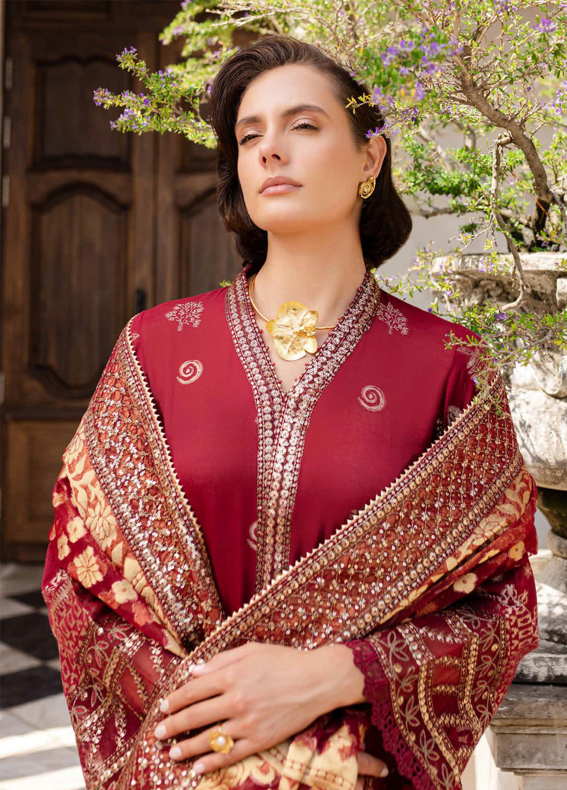 Nureh Embroidered Jacquard Lawn Suits Unstitched 3 Piece - NU25EL NE-155 Nureh Embroidered Jacquard Lawn Suits Unstitched 3 Piece - NU25EL NE-155