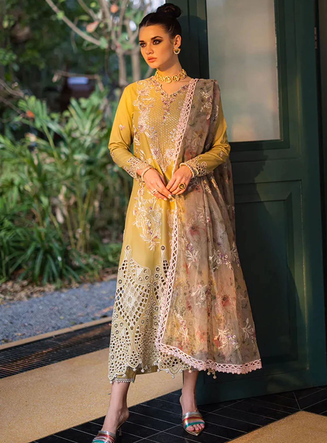 Orient Express By Mushq Embroidered Lawn Suits Unstitched 3 Piece - MQ24OE 07 DELICE Orient Express By Mushq Embroidered Lawn Suits Unstitched 3 Piece - MQ24OE 07 DELICE