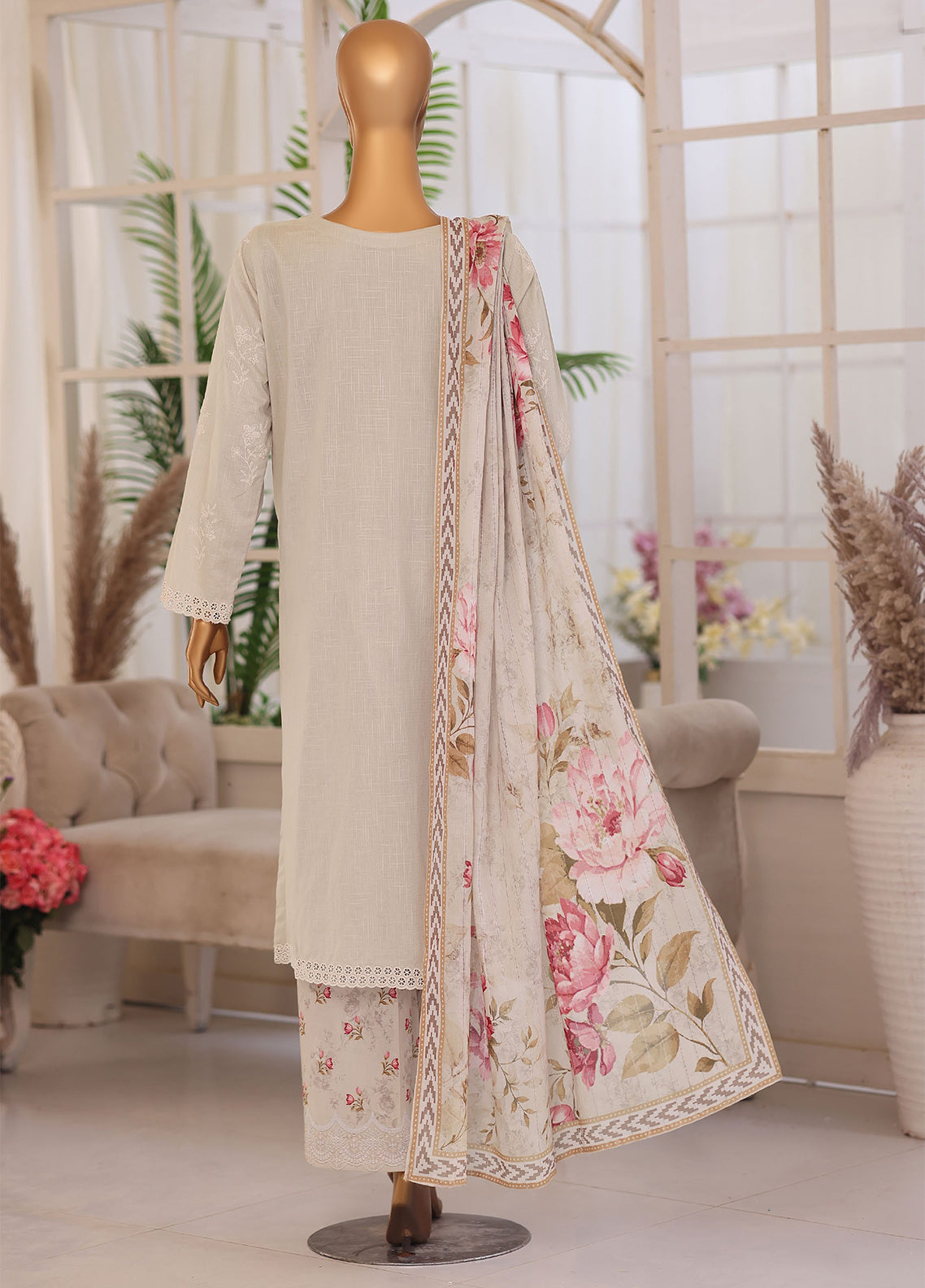 Oriental By HZ Textile Printkari Embroidered Lawn 3 Piece Unstitched Suit HZ26OPEV2 D-OPS-07 Oriental By HZ Textile Printkari Embroidered Lawn 3 Piece Unstitched Suit HZ26OPEV2 D-OPS-07